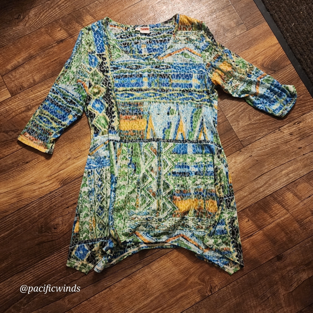 EUC! TIANELLO MULTI COLOR TOP SMALL           ☆